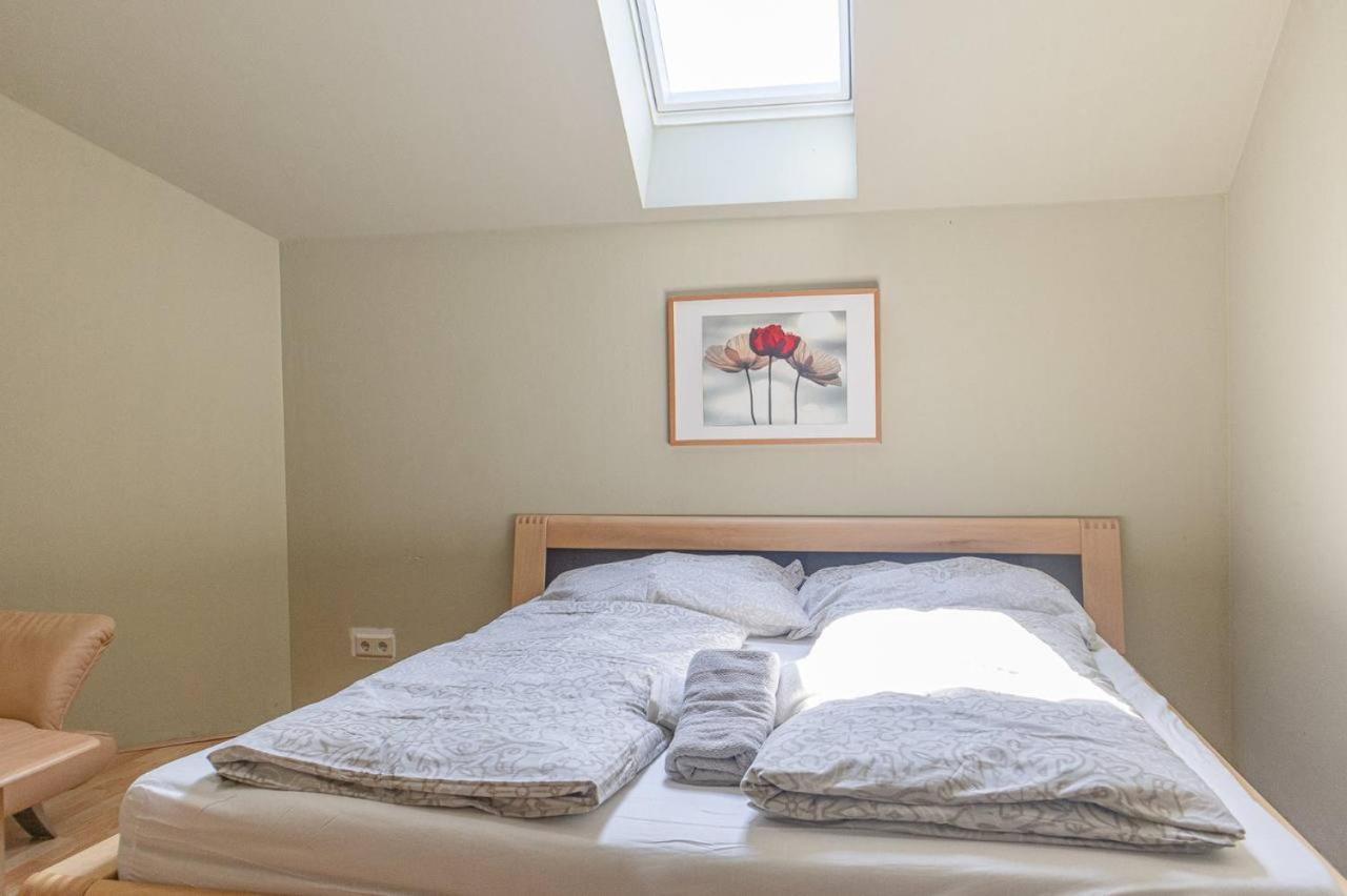 Comfortable Rooms In A Beautiful House Gd Vienna Exterior photo